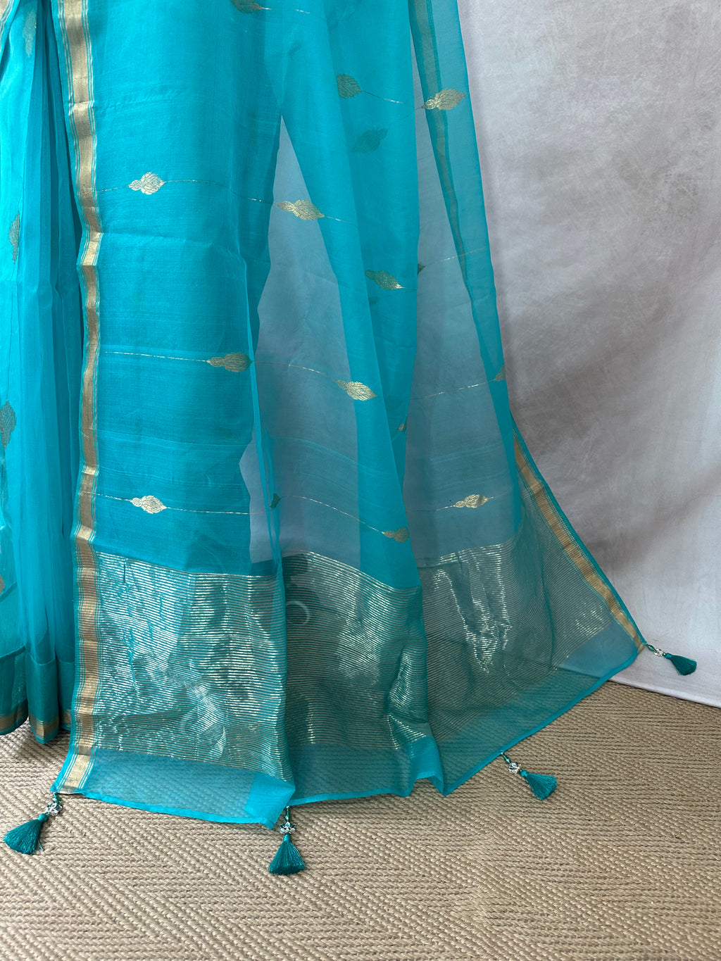 Copper sulfate blue chaneri saree with stitched blouse