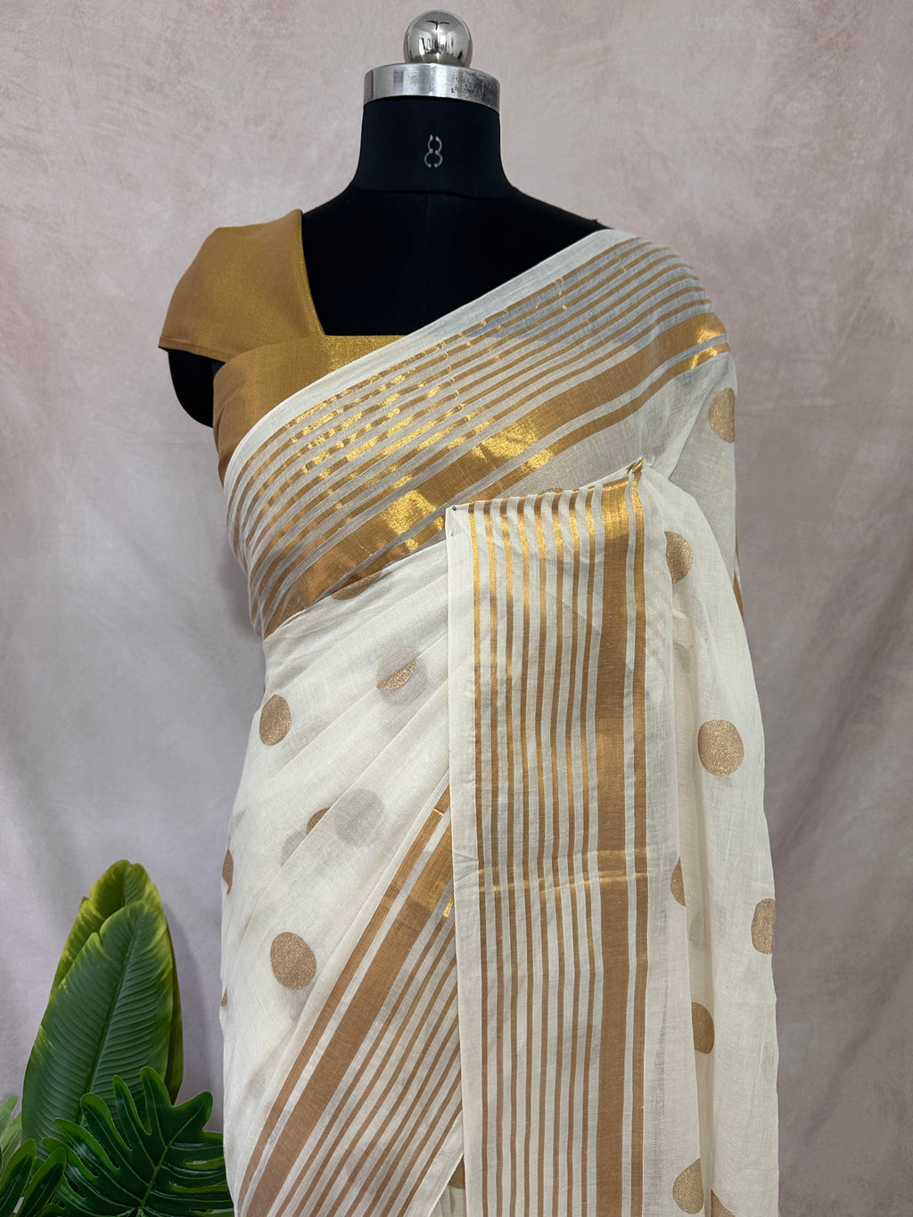 Big polka dot printed 120 count mulcotton saree