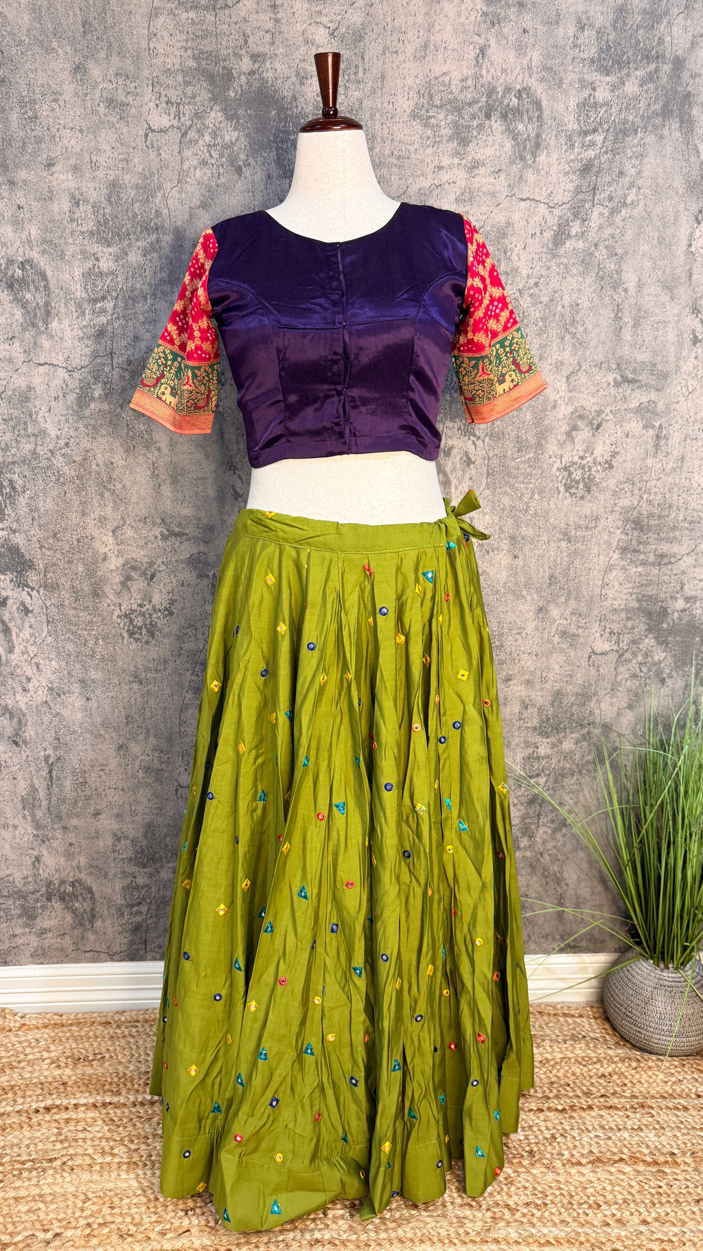 8 m flare navrathri skirt with foil mirror