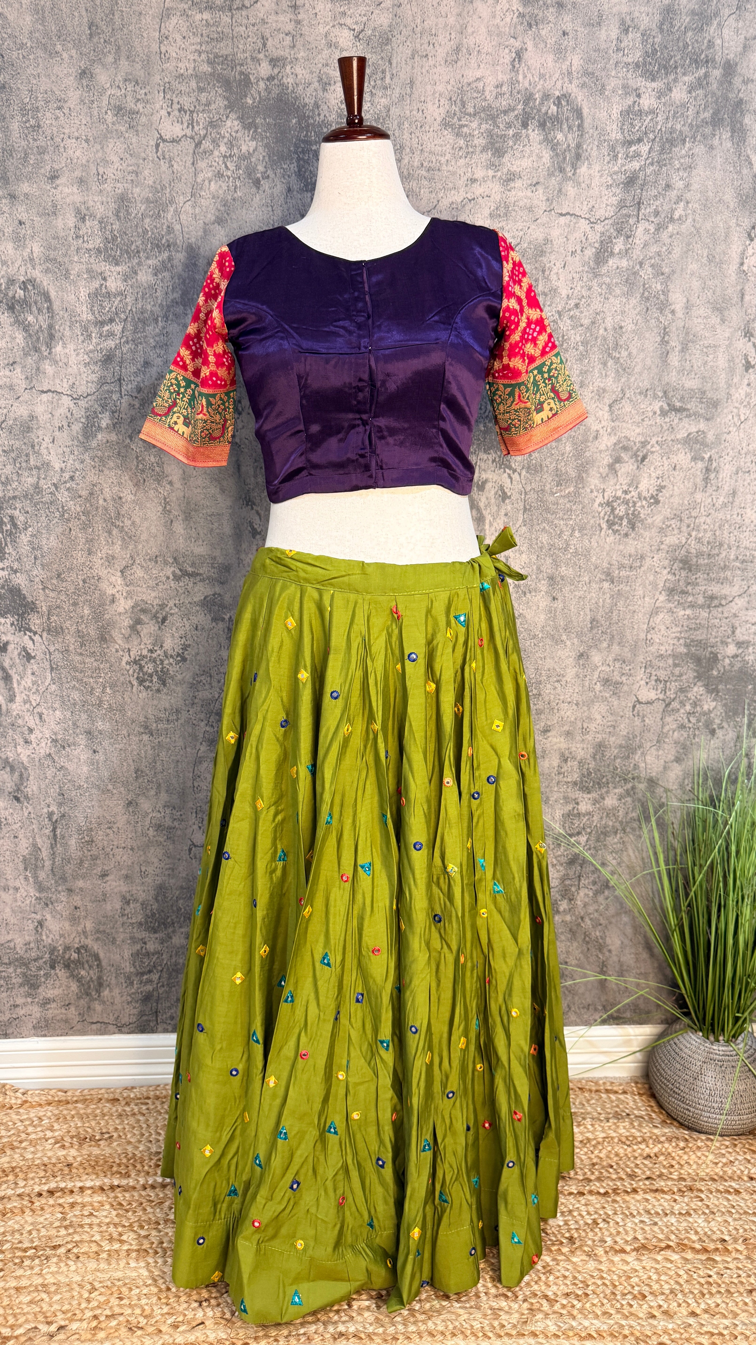 8 m flare navrathri skirt with foil mirror