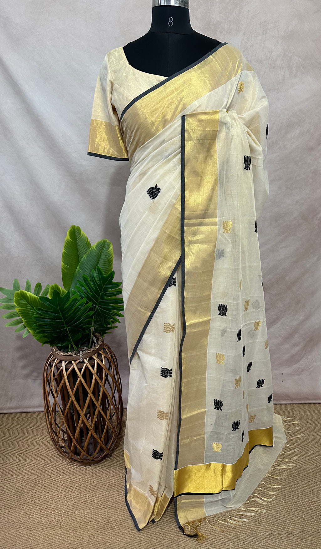 Handloom tissue kerala kasavu saree with stitched blouse