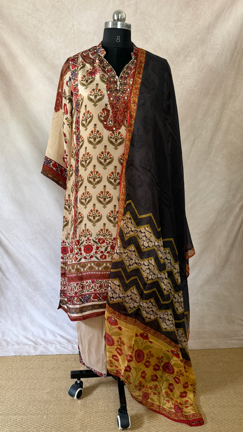 Crepe kurti with hand work , comeswith bottom and dupatta