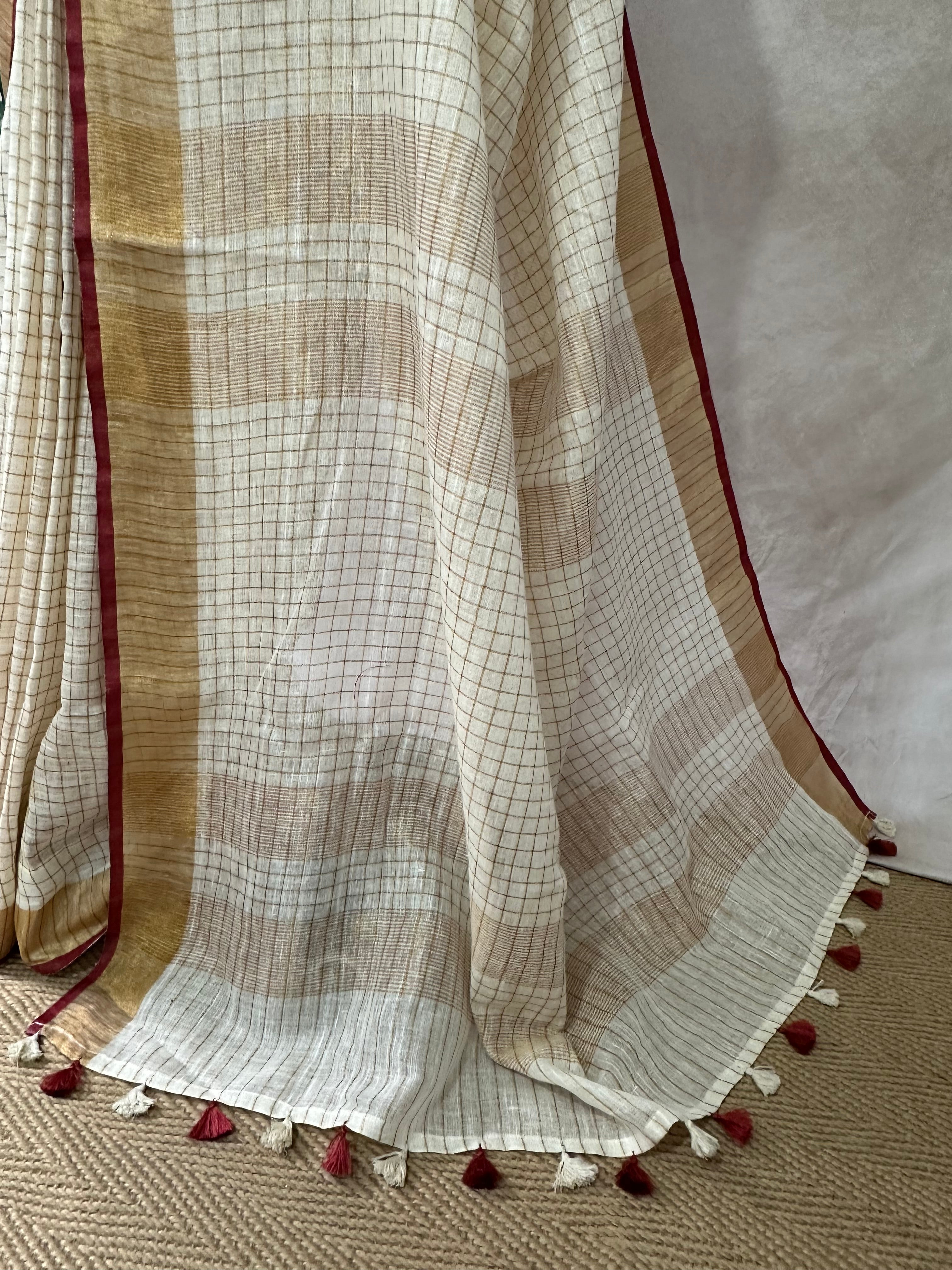 Linen saree with small chck and Maroon border