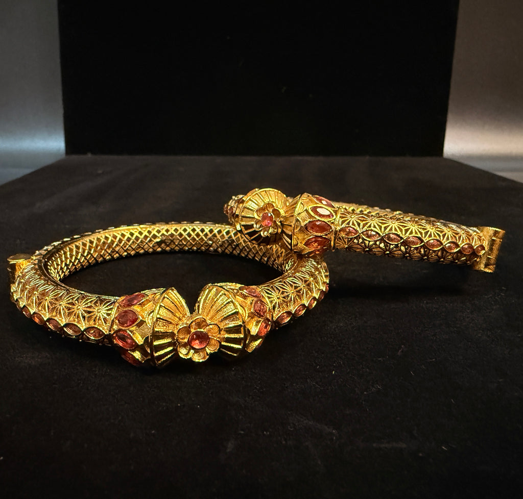 Gold openable kada with red stone (fits 2.6 to 2.10)
