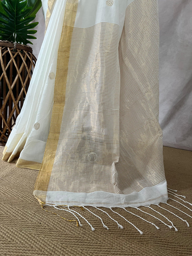Mulcotton saree with floral butta hand weave, with BP