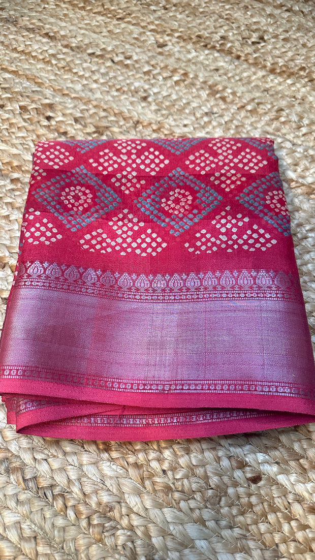 Gift saree, (no pico and fall)