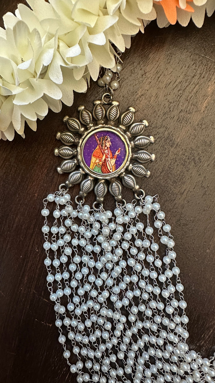 Long necklace