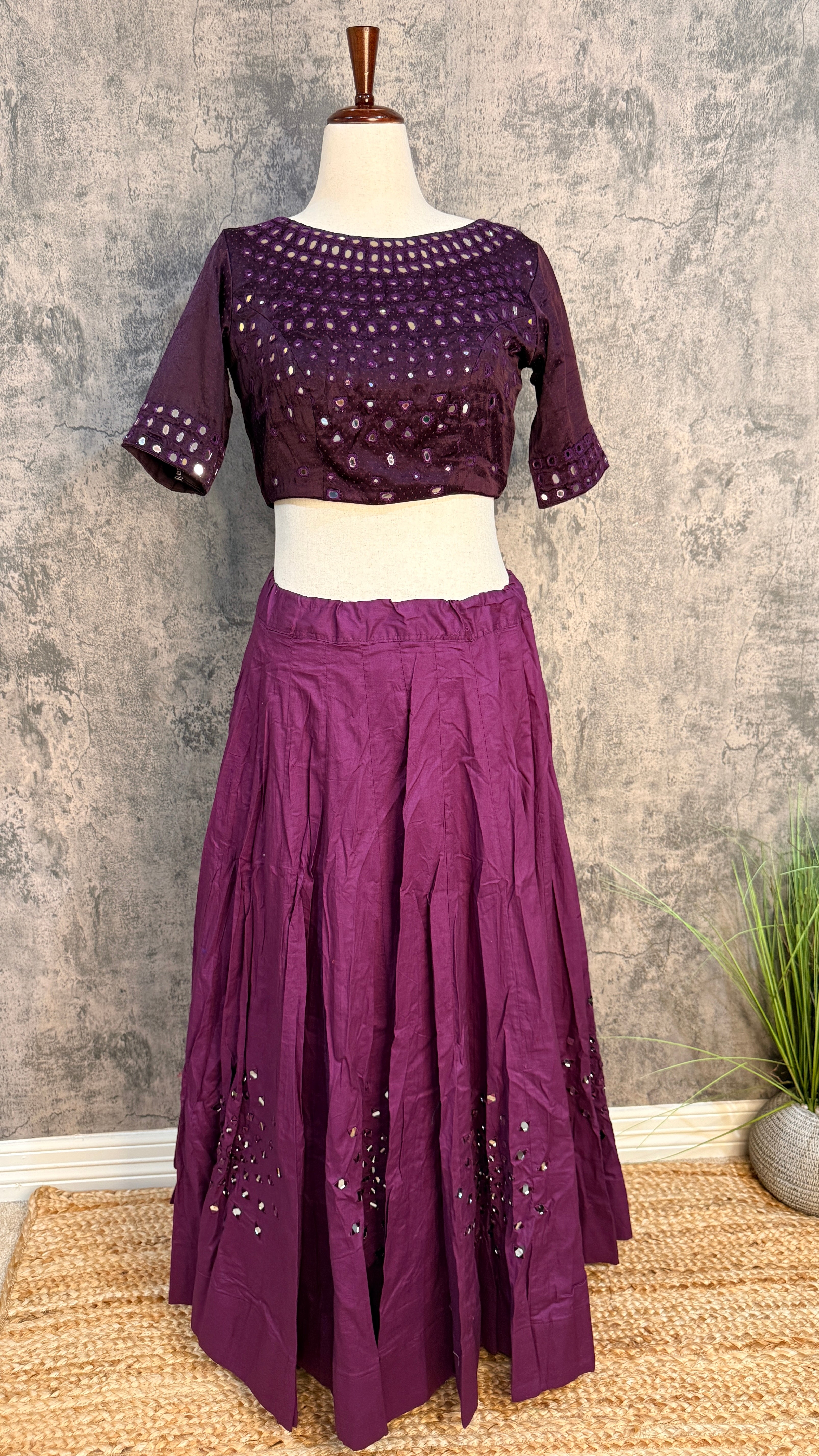 8 m flare navrathri skirt with real mirror