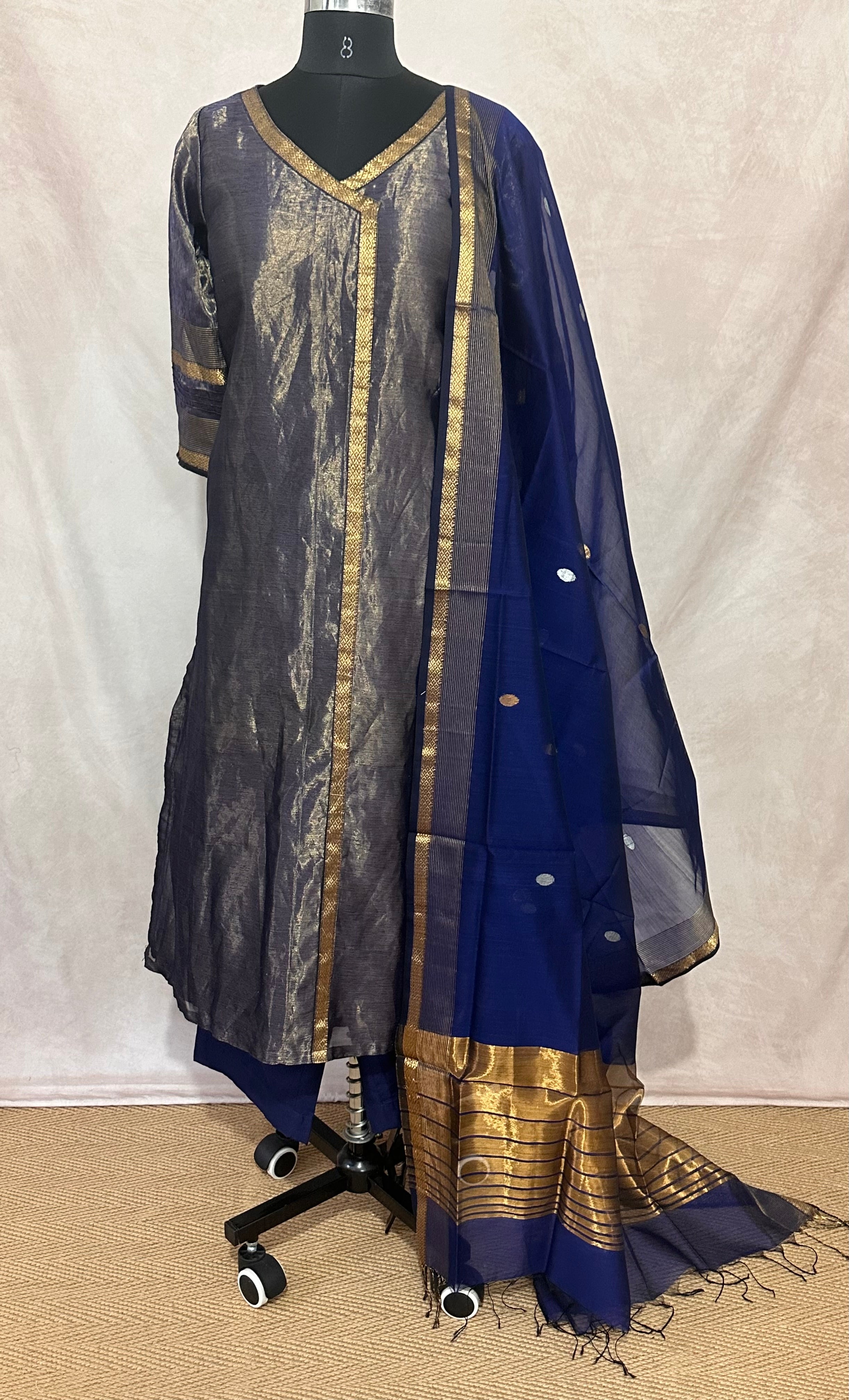 Maheshwari tissue cotton kurti with bottom and dupatta