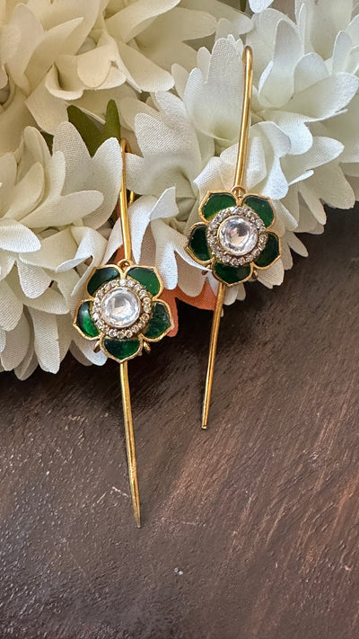 Green color kundan stone ear pin/cuff
