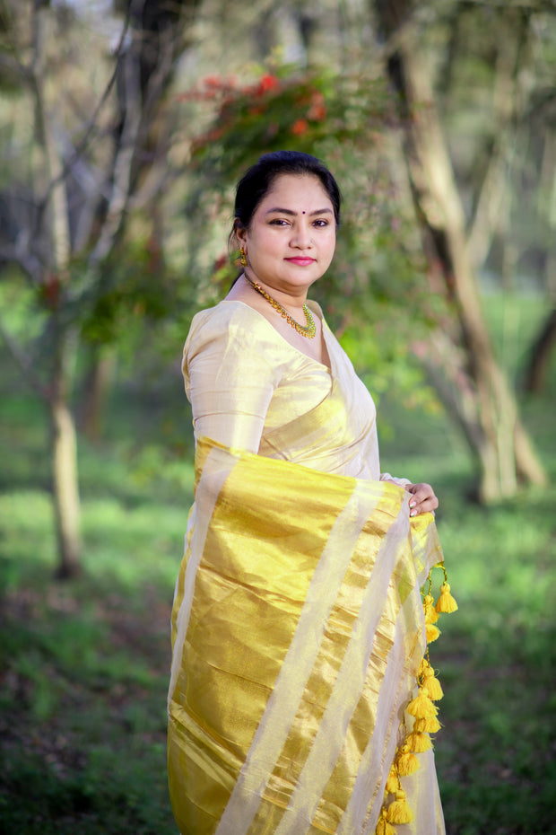 Cotton tissue saree with pom Pom
