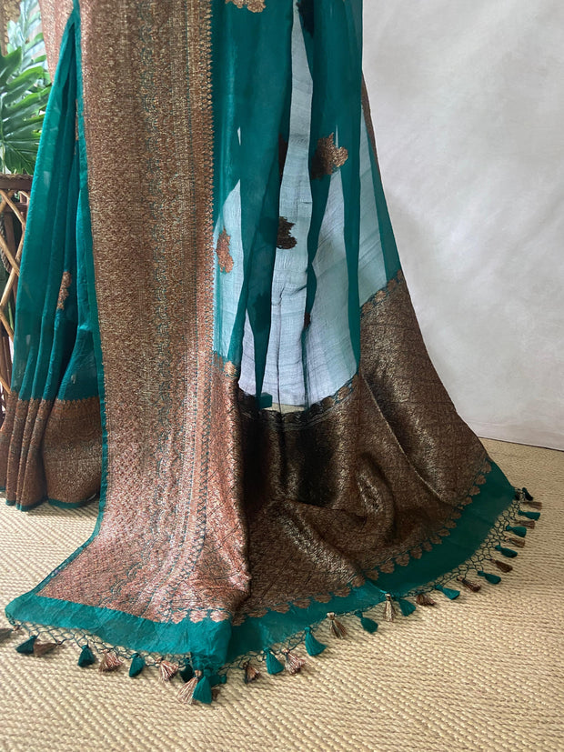 Pure Munga silk designer weave (single Motif) saree with stitched blouse