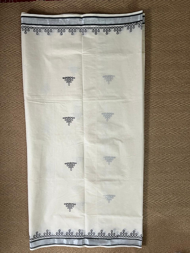 Cotton set saree with kolam print