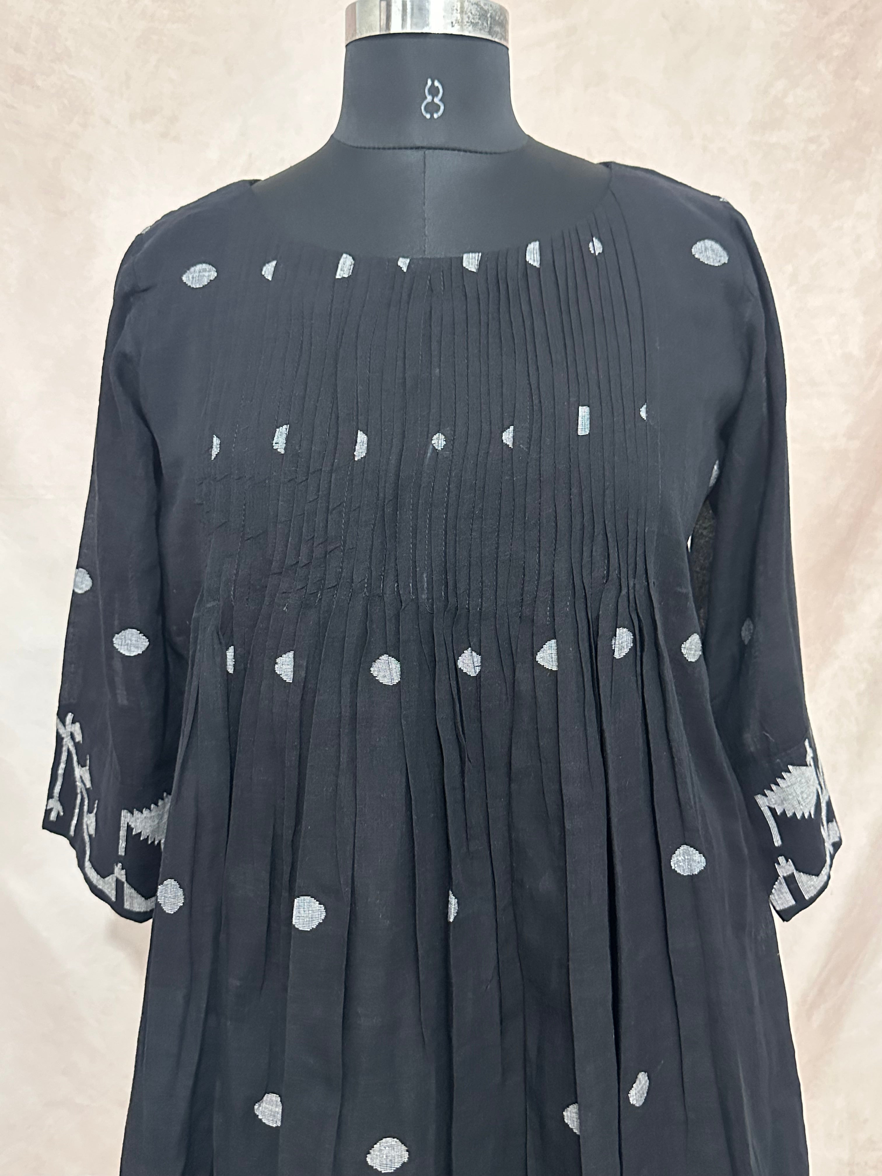 Handloom jamdani cotton dress