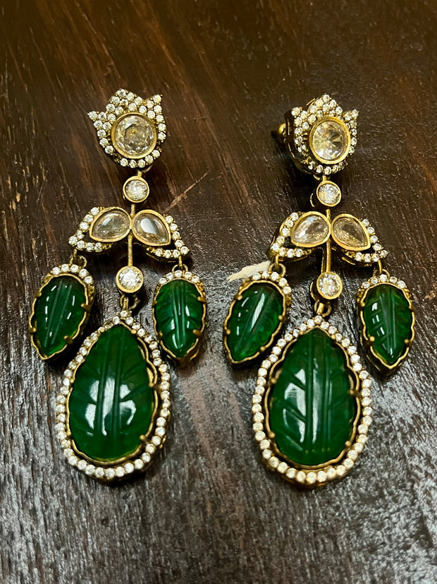 Emerald leaf stone Earring