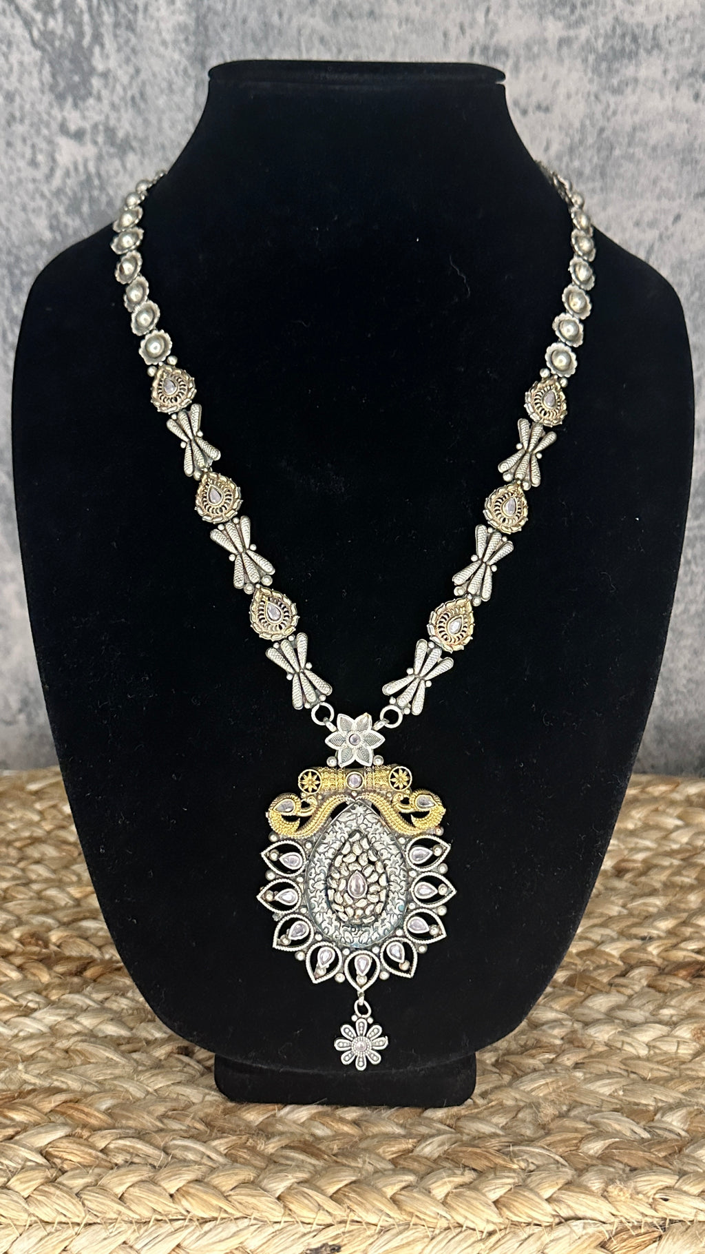 Dual tone necklace and earring