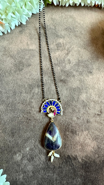 Black bead magalsutra with kemp stone pendant