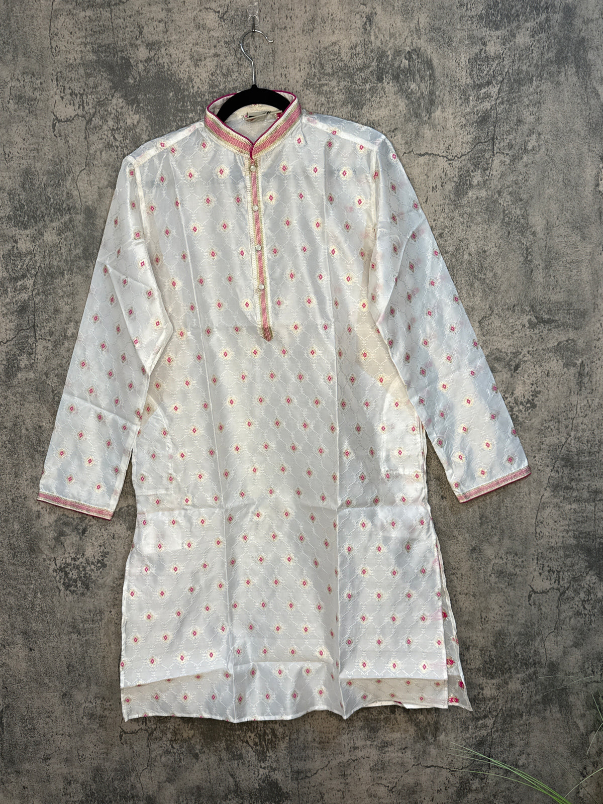 White cotton silk kurti with gold and pink self embosed emroidery