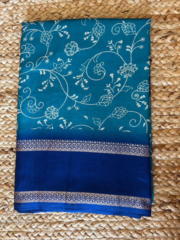 Gift saree, (no pico and fall)