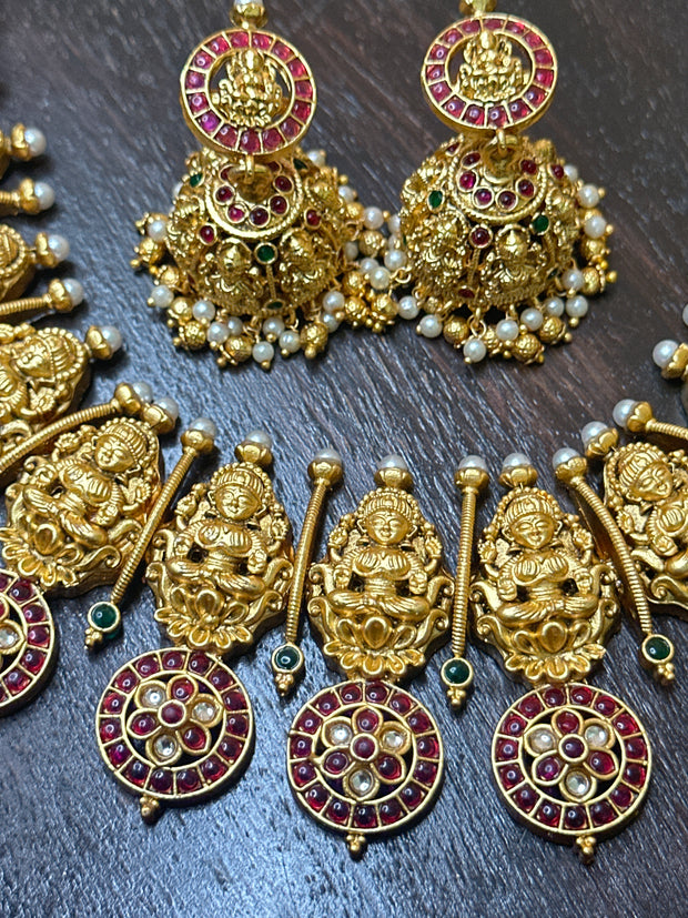 Neckalce with Jhmka