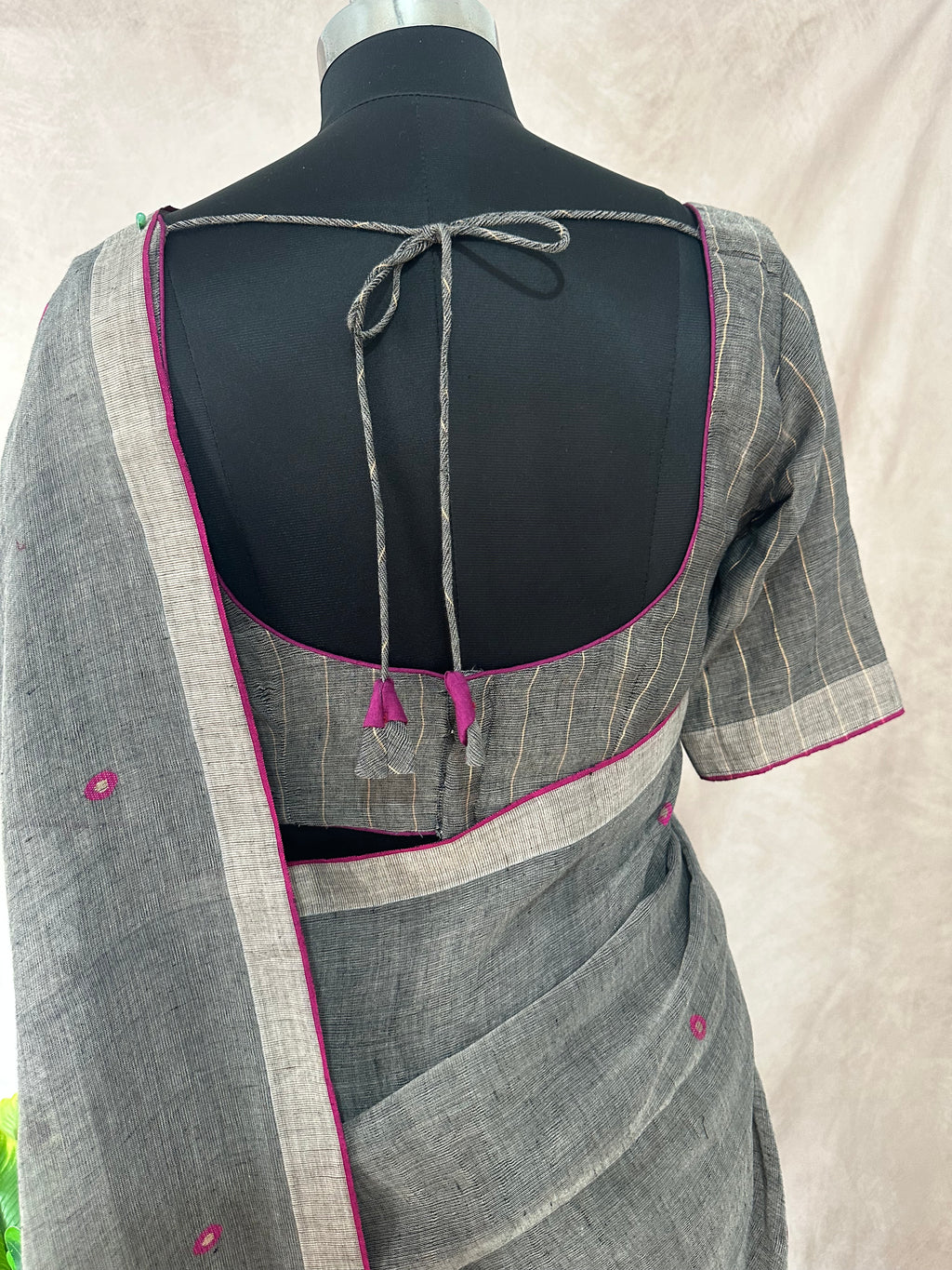 100 count tissue linen saree with hand jamdani, with stitched blouse