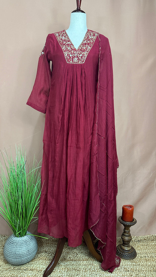 Reddish Maroon Chanderi silk kurti set with hand embroideri