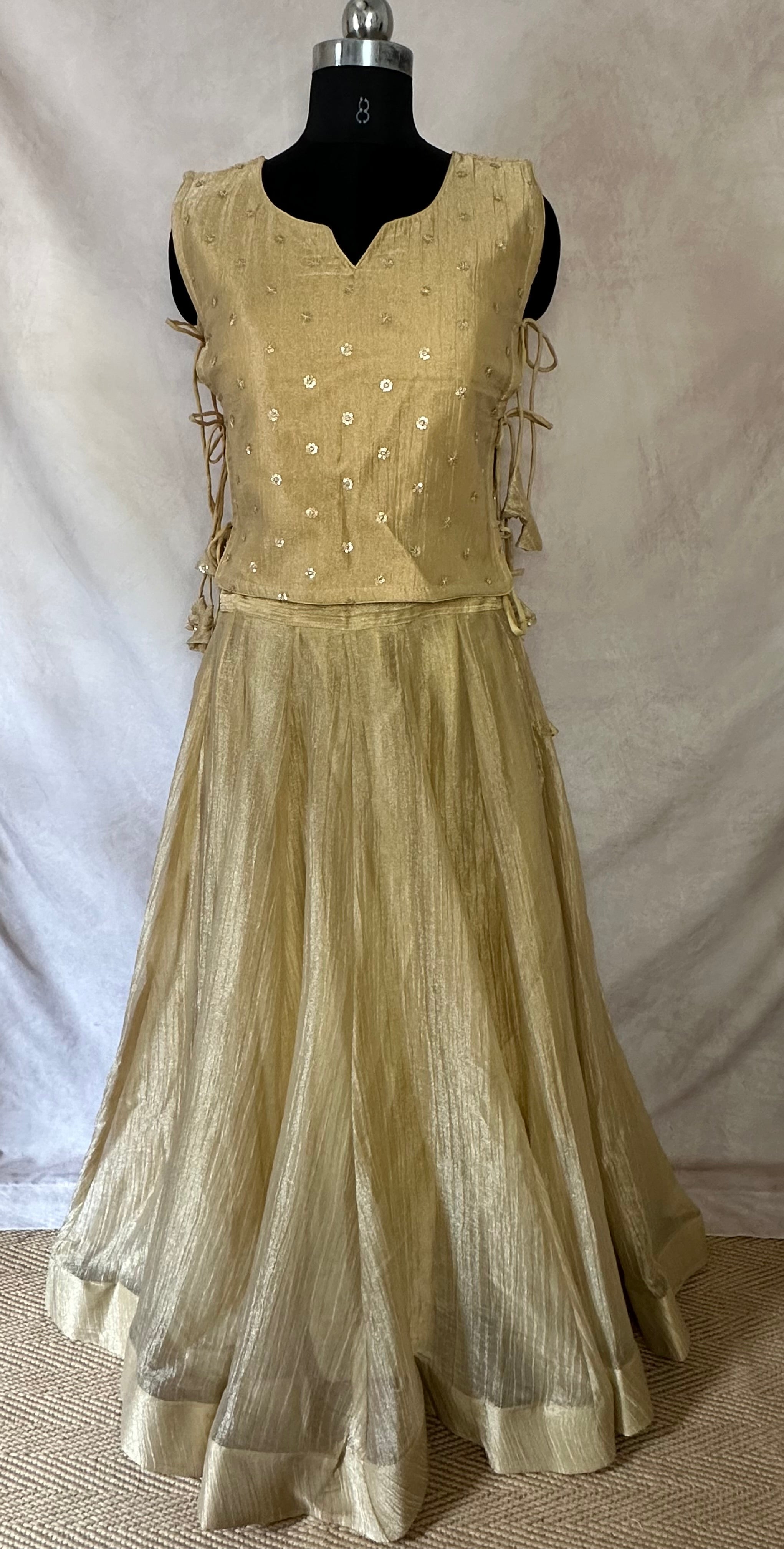 Gold tissue lehanga