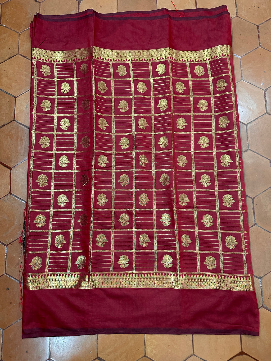 Gift saree