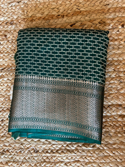 Gift saree, (no pico and fall)