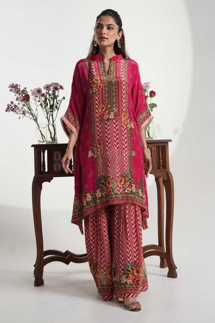 Pink kaftan top with with flared bottom - L