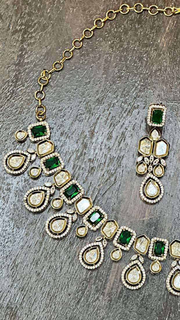 Necklace with moissanite stone, with earring
