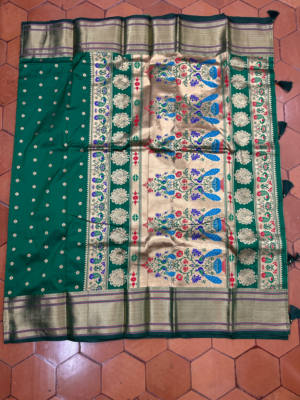 Gift saree