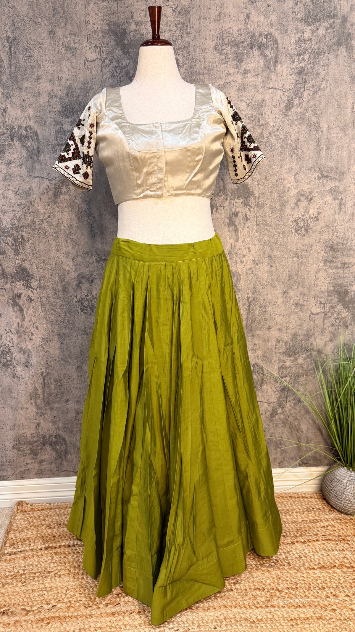 8 m flare navrathri skirt