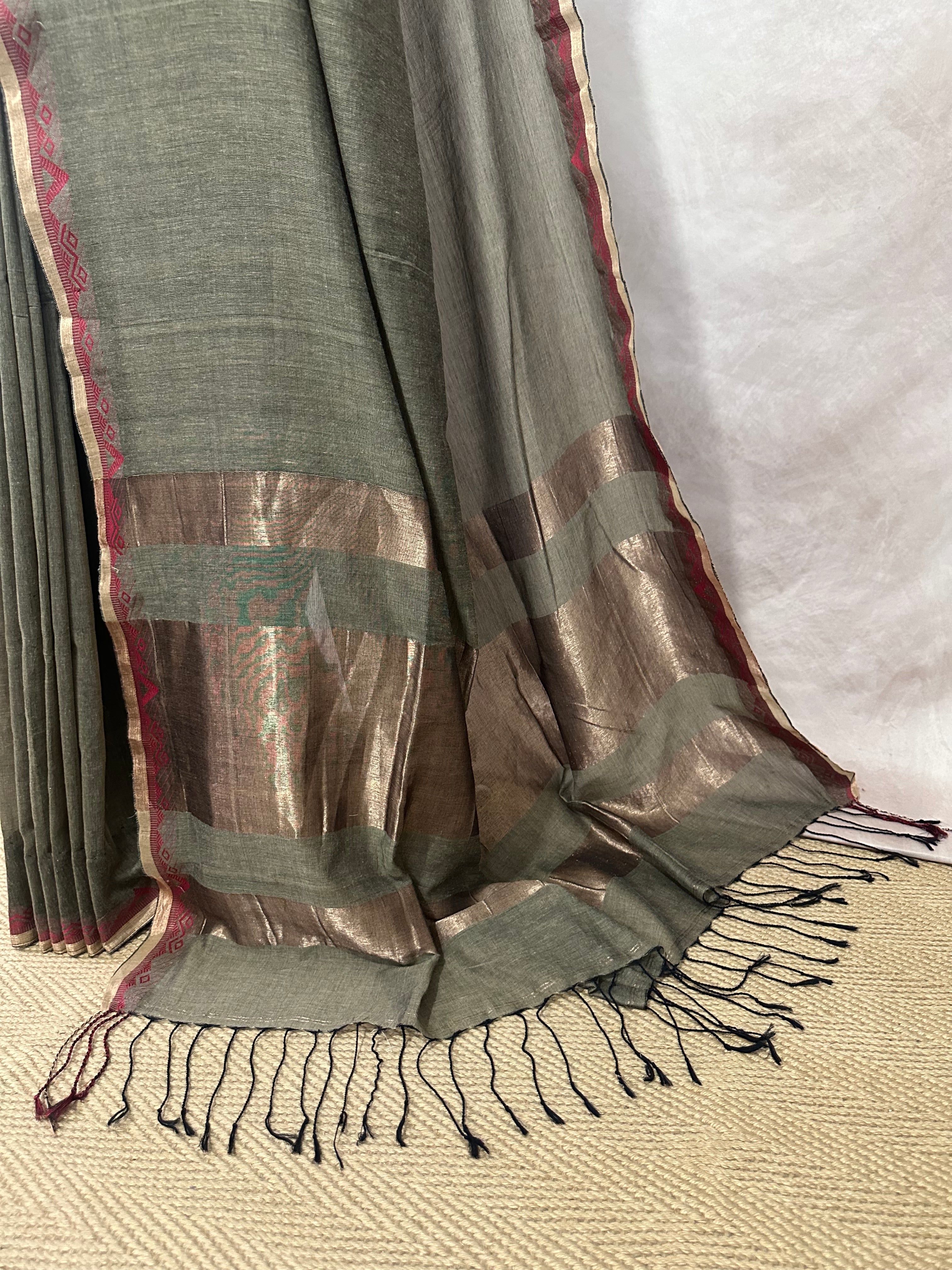 Cotton handloom saree with zari and red thread weave