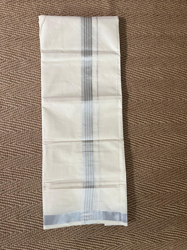Silver Mundu