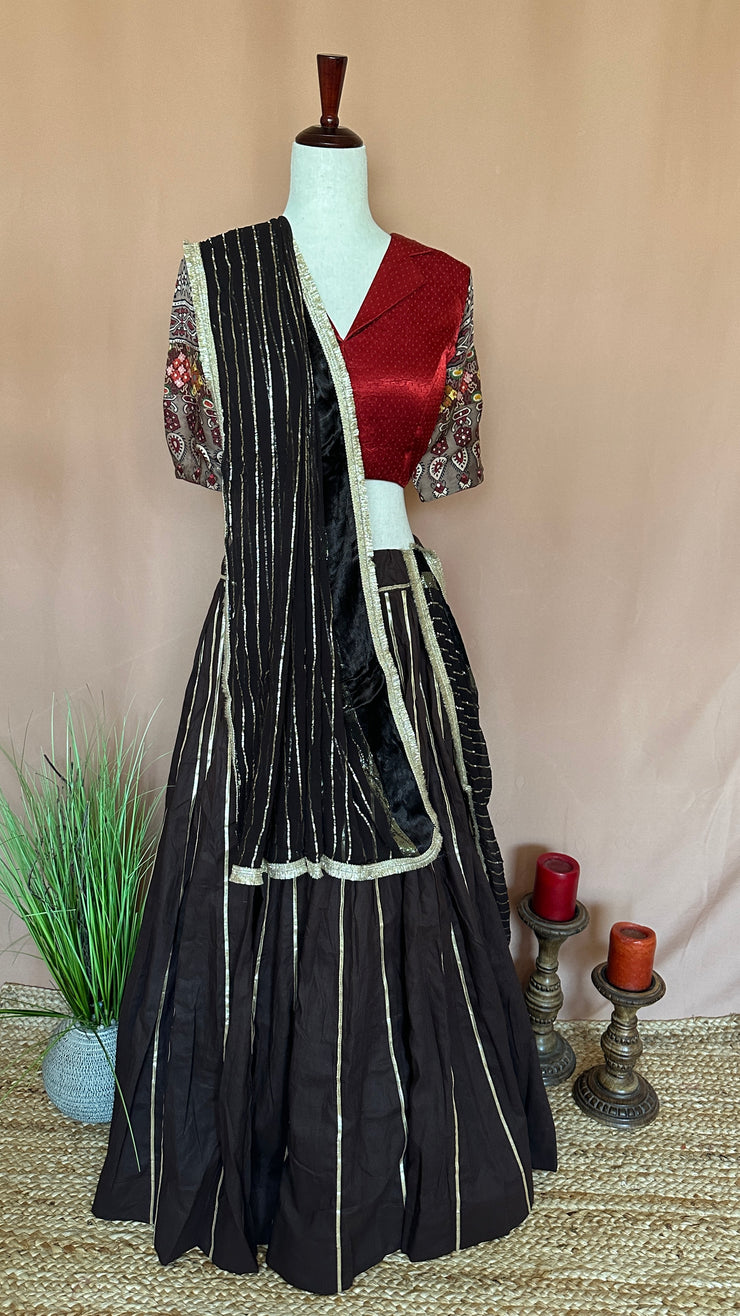 Brown 8m flare skirt for garba with Dupatta