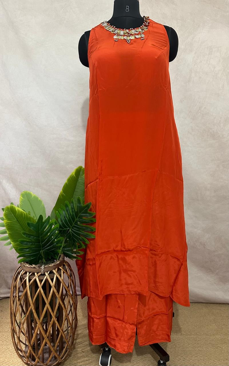 Crepe silk halterneck kurti with bottom
