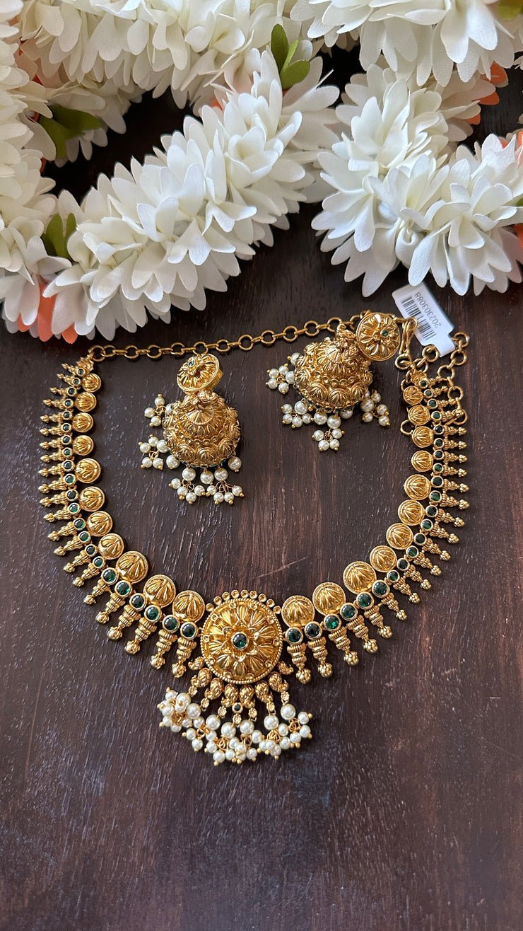 Neckalce with earring