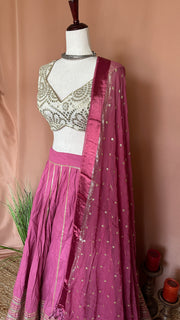 Blush pink 10 m flare skirt for garba with Dupatta
