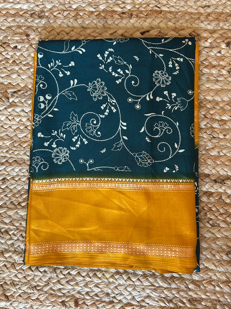 Gift saree, (no pico and fall)