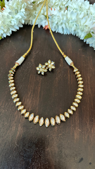 Kundan and meenakari necklace