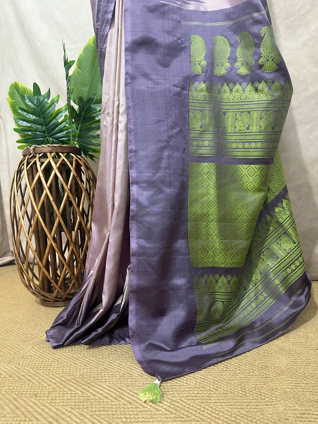 Handloom pure silk lilac gadwal silk saree with stitched blouse