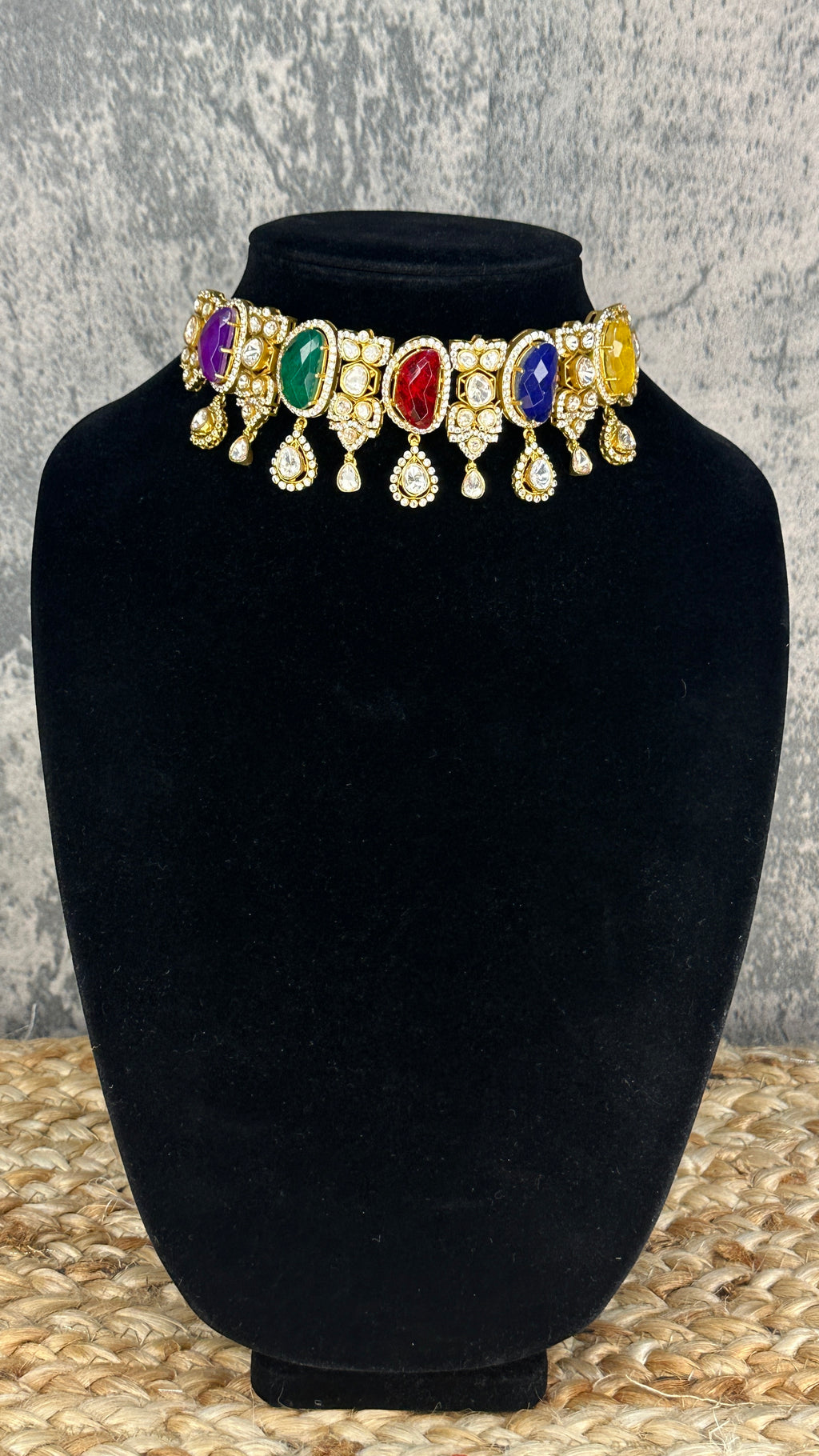 Choker with multi color and moissanite stone
