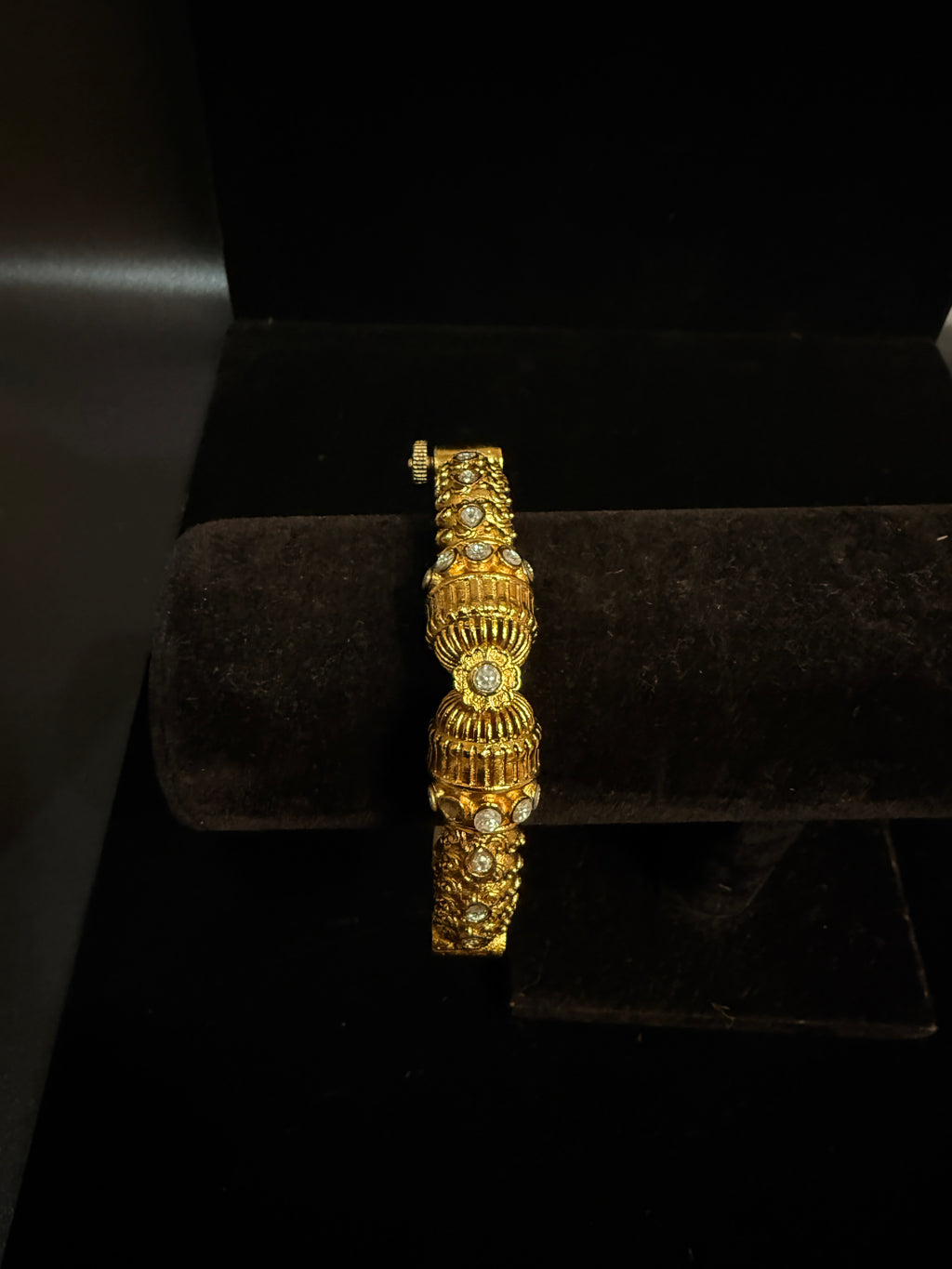Gold openable kada with white stone (fits 2.6 to 2.10)