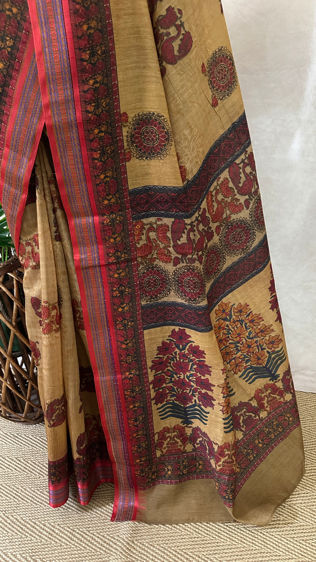 Pure munga silk saree with digital print, with BP
