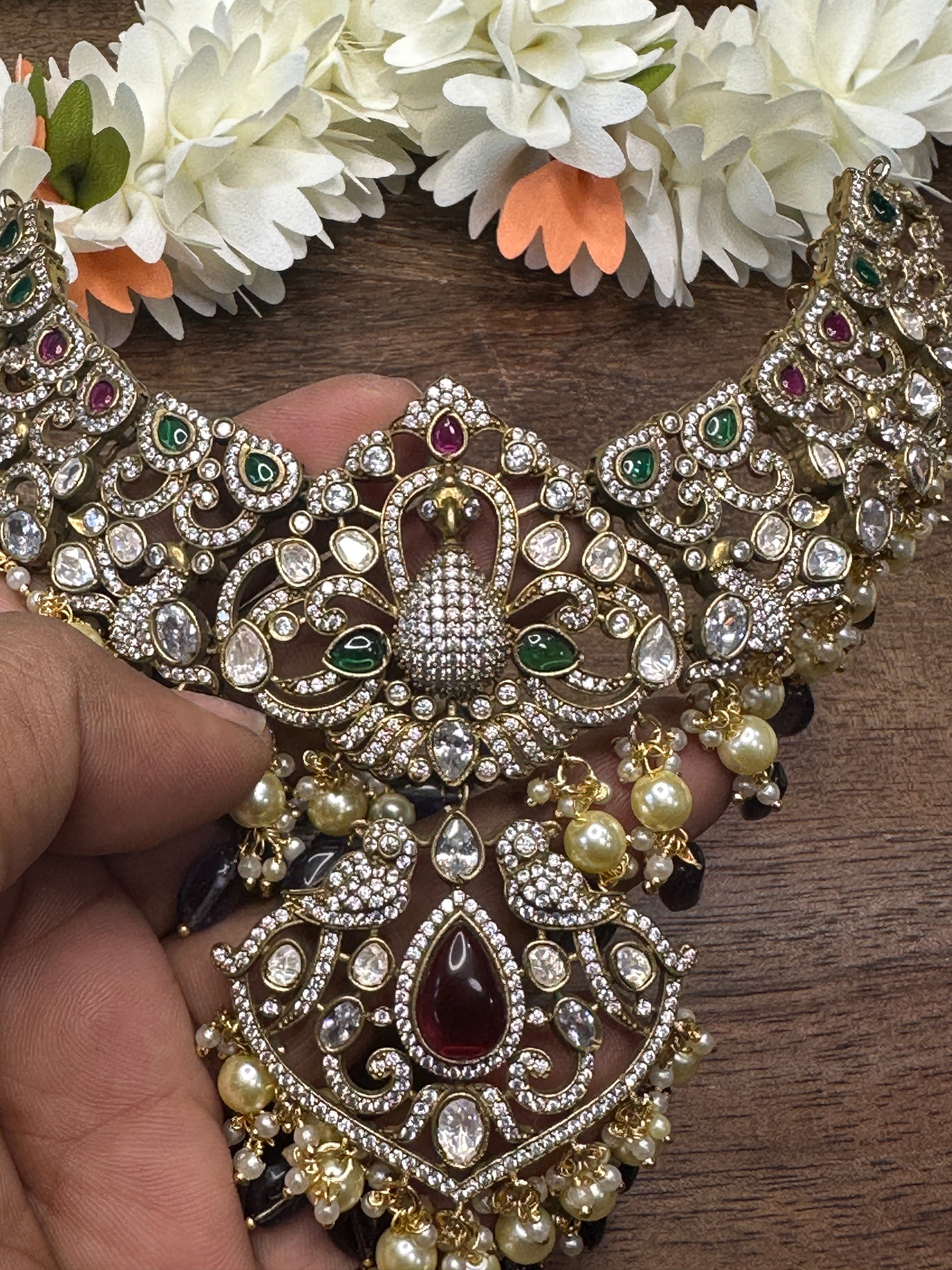 Victorian finish necklace with earring