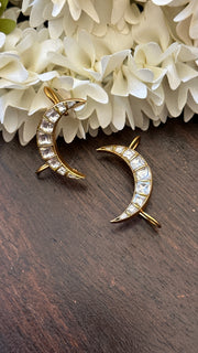 White kundan stone ear cuff