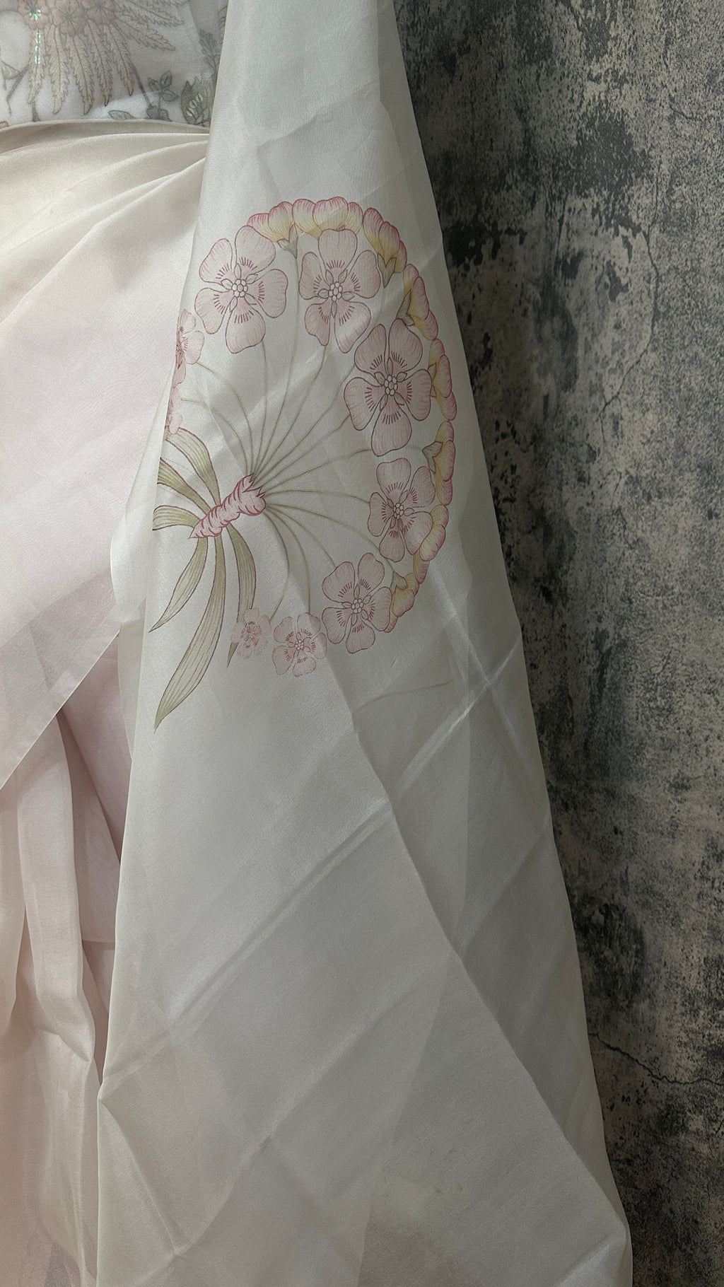 Pastel pink silk organza saree with digital print, with BP