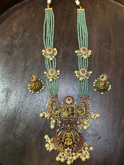 Long necklace with earring