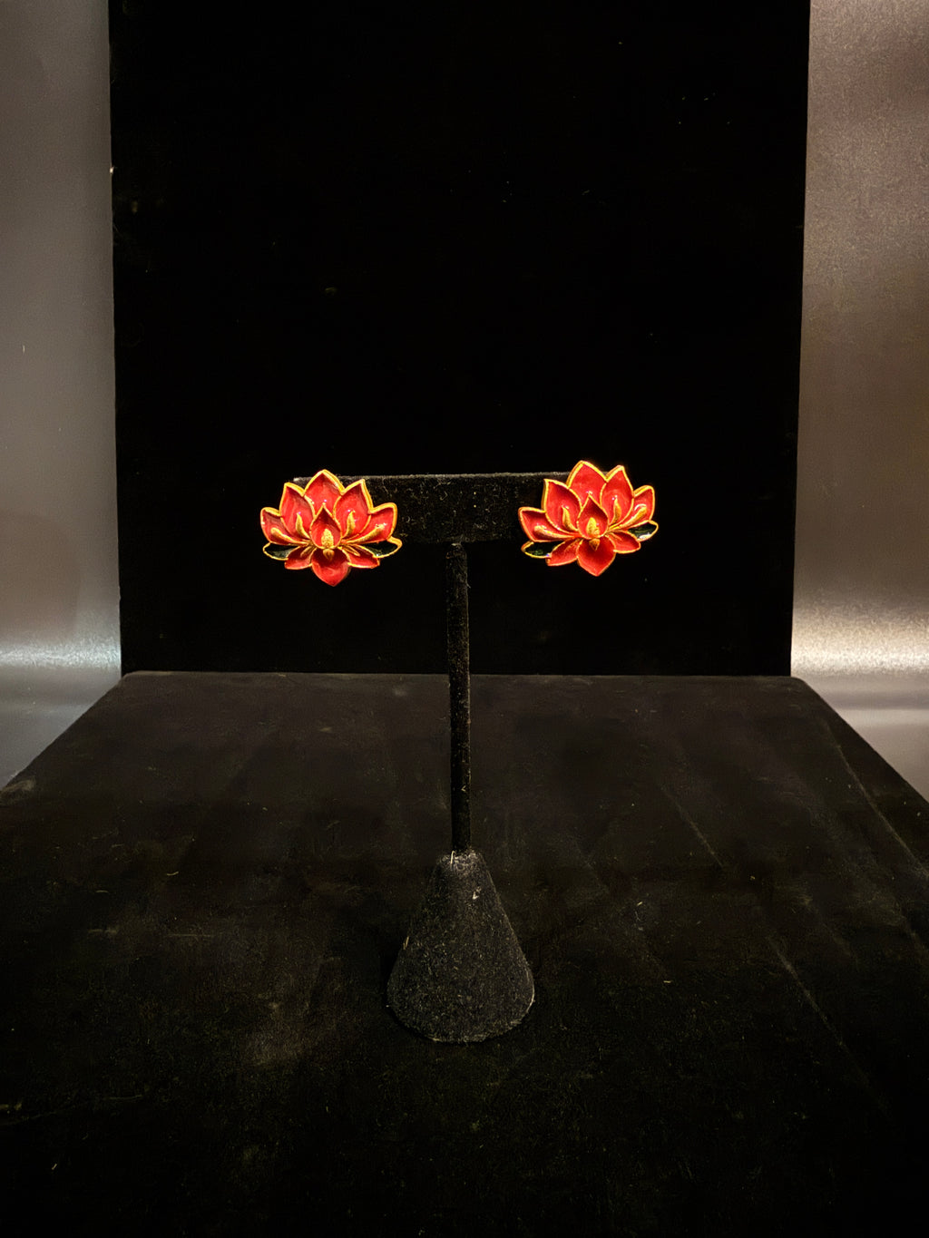 Lotus meenakari necklace with stud